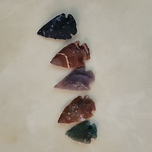 Arrow Heads small size  Gifts & Collectibles Natural Gemstones 5 Pieces